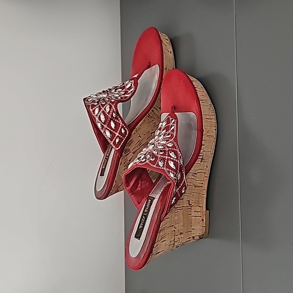 WHBM wedge sandal - Picture 2 of 2